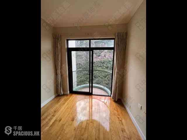 Mid Levels Central - Scenecliff Block 2 02