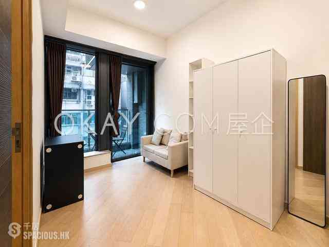 Shek Tong Tsui - Novum West 01