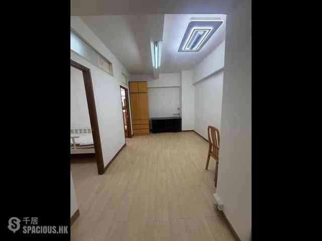 Sai Ying Pun - Chung Ah Building 02