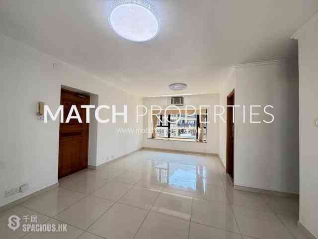 Mid Levels Central - Flourish Court 01