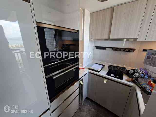 Tuen Mun - Gold Coast Bay Phase 1 The Uppland Block 5A 03