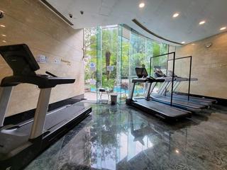 Mid Levels Central - Hillsborough Court 05