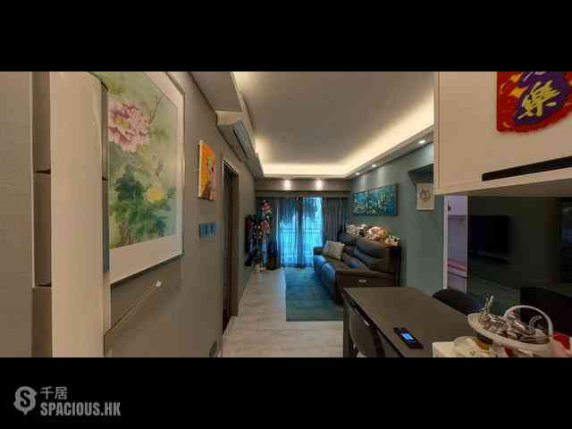 Sai Ying Pun - Centre Place 01