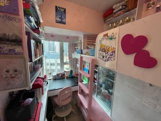 Sai Ying Pun - Centre Place 04