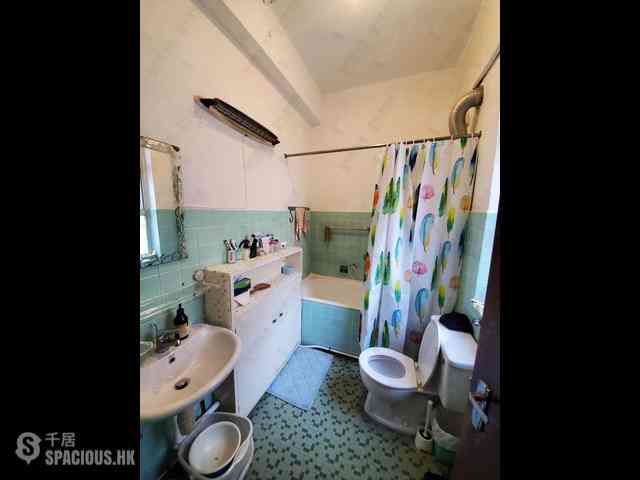 Mid Levels Central - Hong Lok Mansion 10