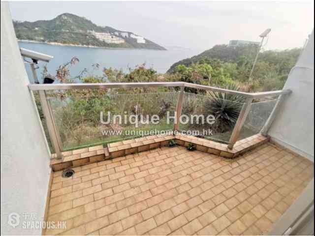 Chung Hom Kok - 30, Cape Road 01