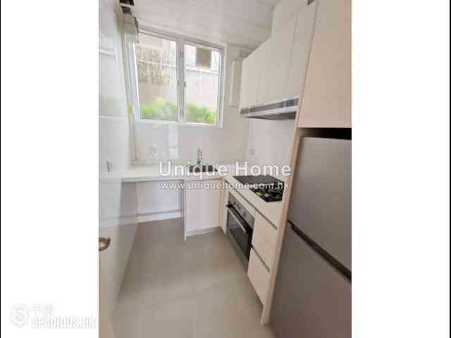 Chung Hom Kok - 30, Cape Road 11