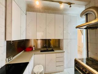 Mid Levels Central - Best View Court Block 68, Macdonnell Road 07