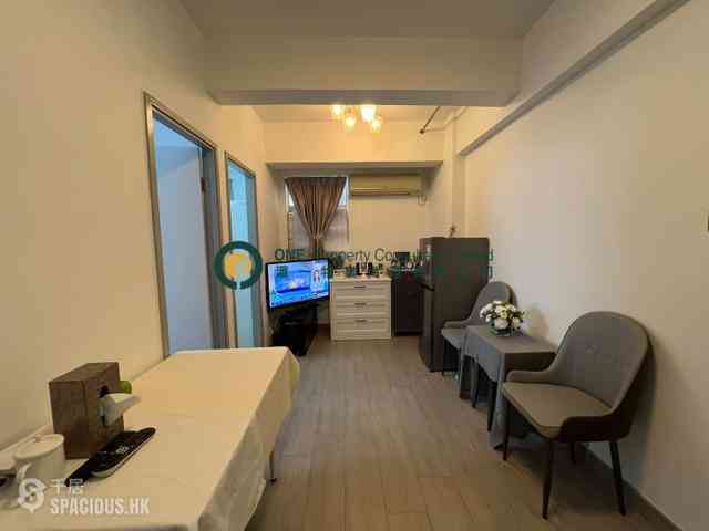 中环 - 荷李活道77-81号 02