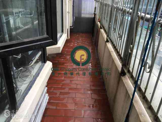 Sai Ying Pun - Lai Yin Court 02