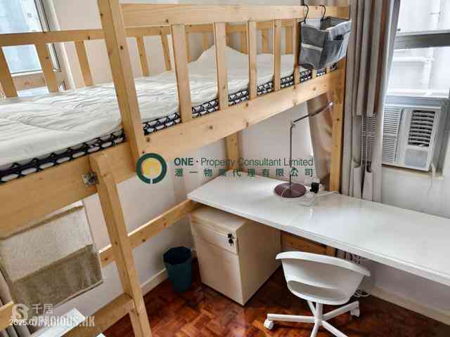 Shek Tong Tsui - Cheong Wan Mansion 06
