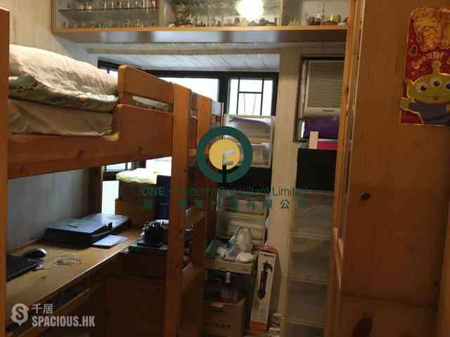 Sai Ying Pun - Lai Yin Court 08