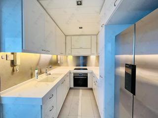 Mid Levels Central - Birchwood Place 07
