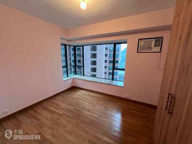 Mid Levels Central - Hillsborough Court Block 1 08