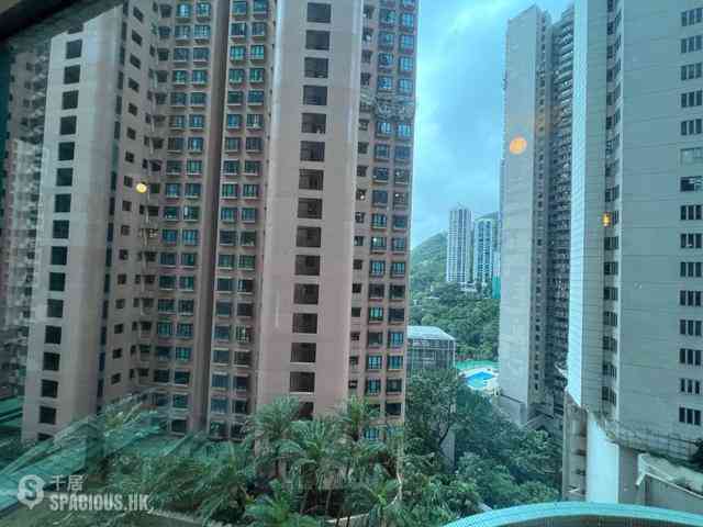 Mid Levels Central - Hillsborough Court Block 1 12
