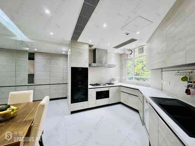 Mid Levels Central - Tregunter Block 2 28