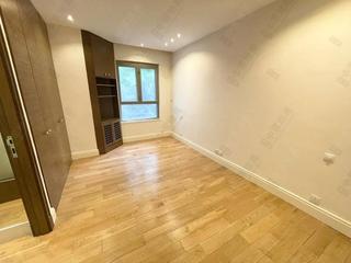Mid Levels Central - Kam Yuen Mansion 15