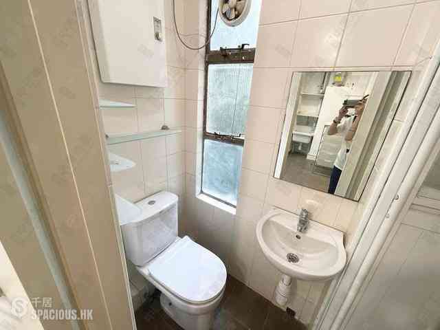 Mid Levels Central - Kam Yuen Mansion 29