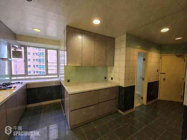 Mid Levels Central - Tregunter Tower 3 08