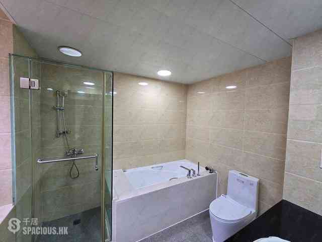Mid Levels Central - Tregunter Tower 3 09