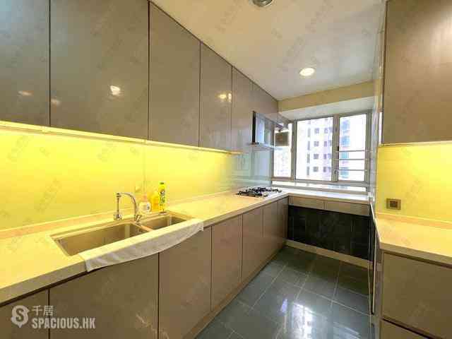 Mid Levels Central - Tregunter Tower 3 11
