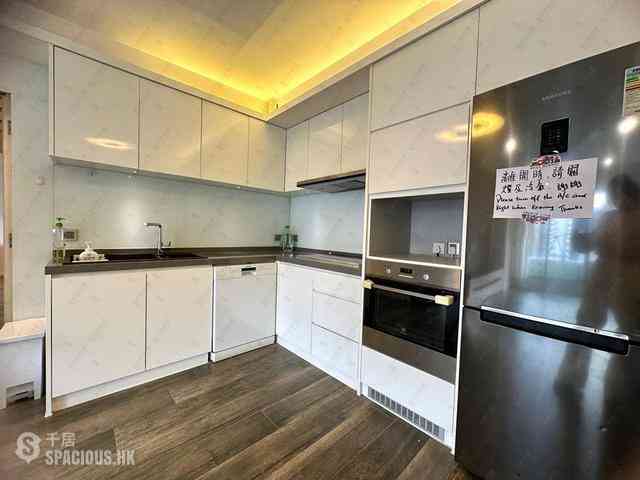 Mid Levels East - Grandview Tower Block B 10
