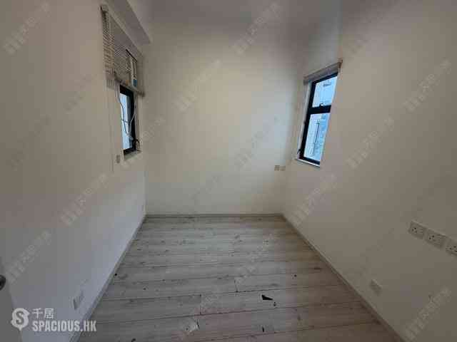 Mid Levels Central - Scenecliff Block 2 03