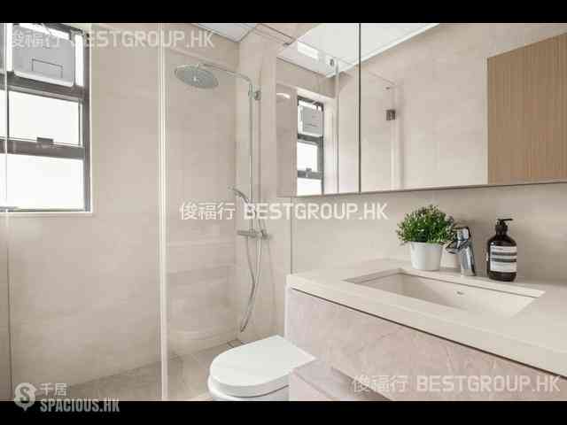 Mid Levels Central - Elegant Terrace 08