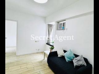 Mid Levels Central - Windsor Court 02