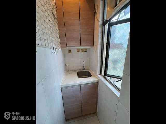 Causeway Bay - Hennessy Apartments 05