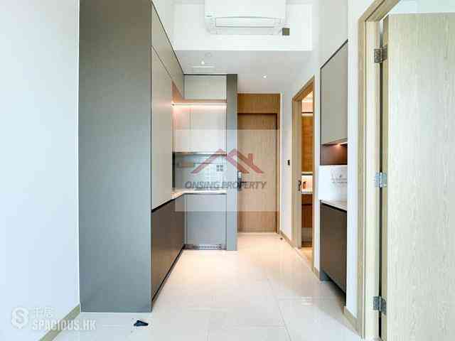 Sai Ying Pun - Upper Manor 03