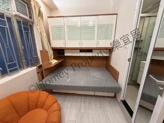 Tsim Sha Tsui - Ocean View Court 02