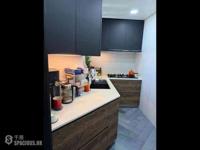 West Kowloon - Sorrento Phase 1 Block 5 07