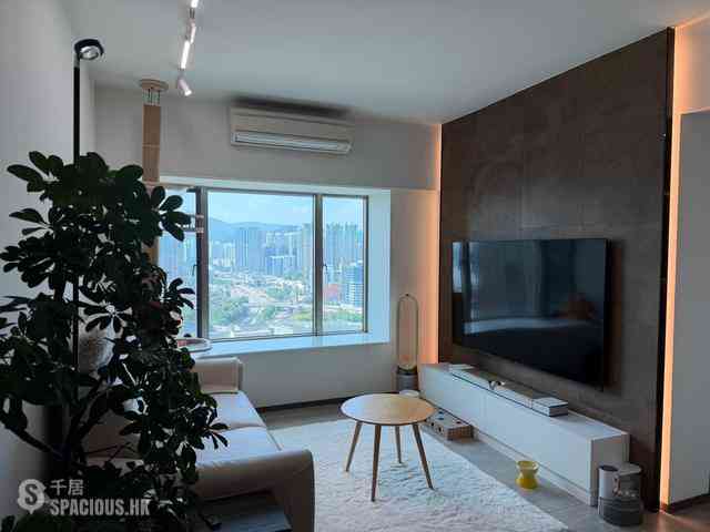 West Kowloon - Sorrento Phase 1 Block 5 02