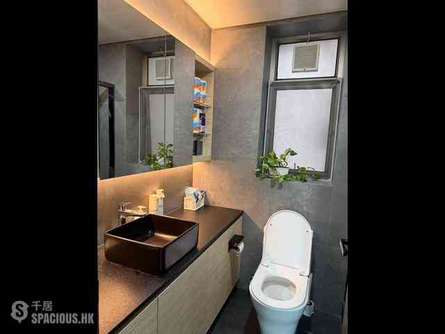 West Kowloon - Sorrento Phase 1 Block 5 08