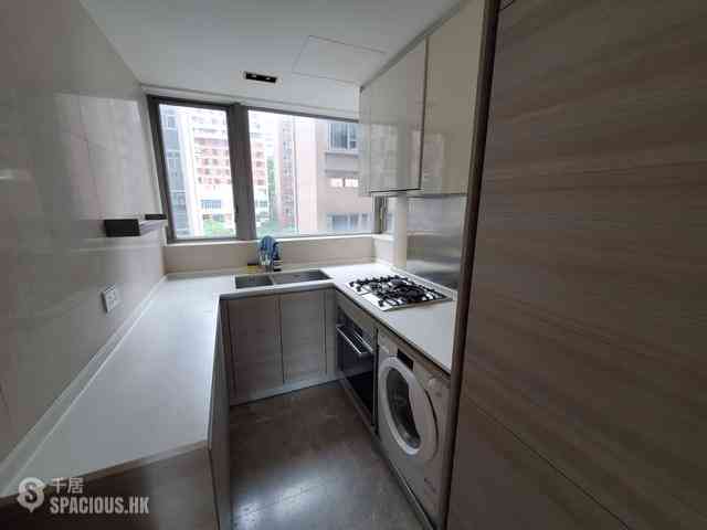 Sai Ying Pun - The Summa 02