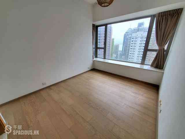 Sai Ying Pun - The Summa 07