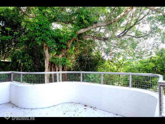 Pok Fu Lam - Pine Grove 33