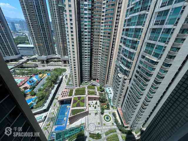 West Kowloon - The Waterfront Phase 1 Block 1 06