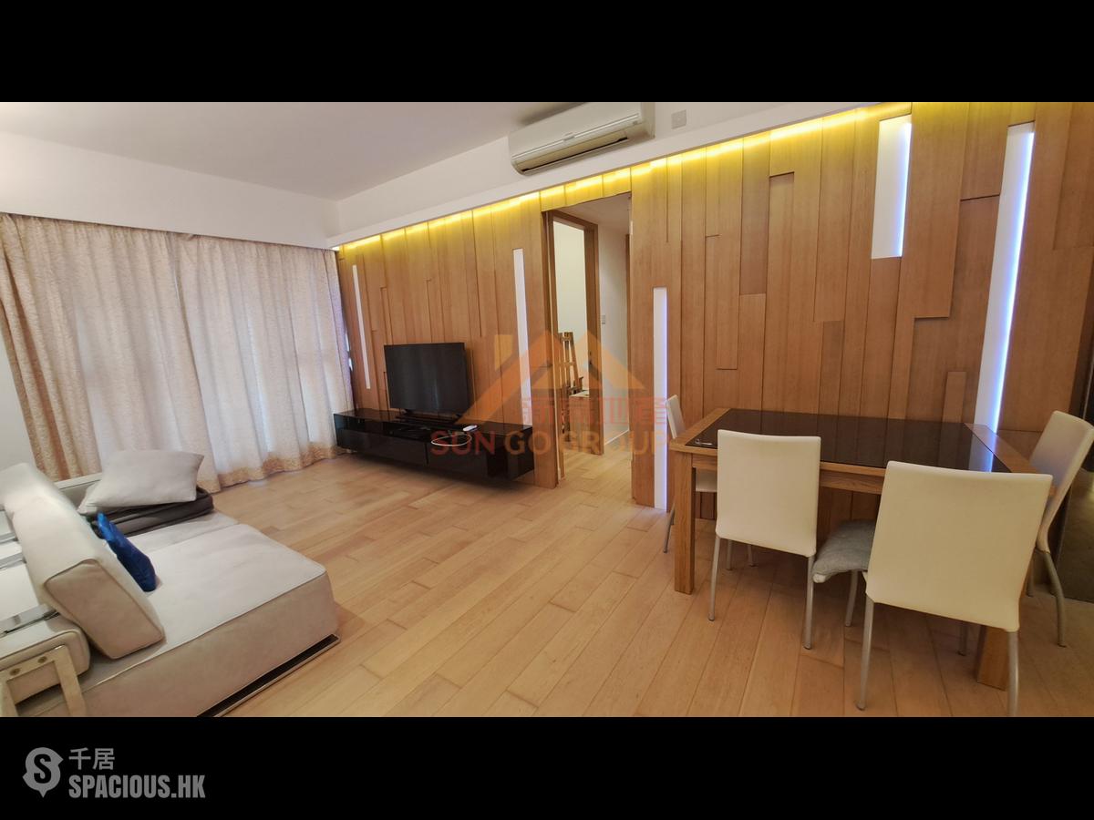 North Point - Island Lodge 01