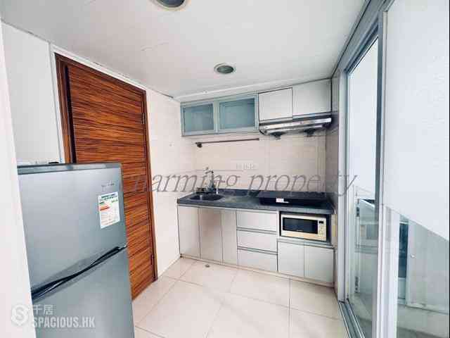 Happy Valley - King Cheung Mansions 05