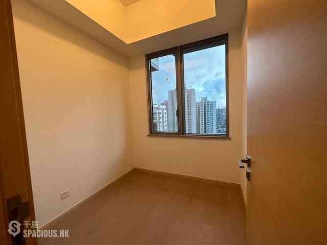 Wong Chuk Hang - The Southside Phase 2 La Marina Tower 2A 05
