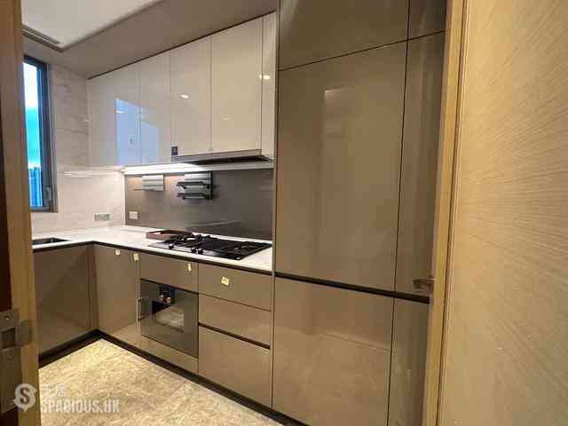 Wong Chuk Hang - The Southside Phase 2 La Marina Tower 2A 09