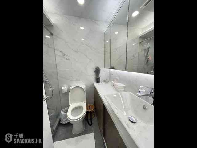 Pok Fu Lam - Baguio Villa Block 27 05
