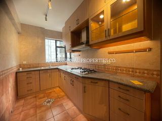 Mid Levels Central - Elegant Terrace 05