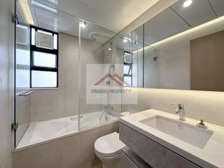 Mid Levels Central - Elegant Terrace 06