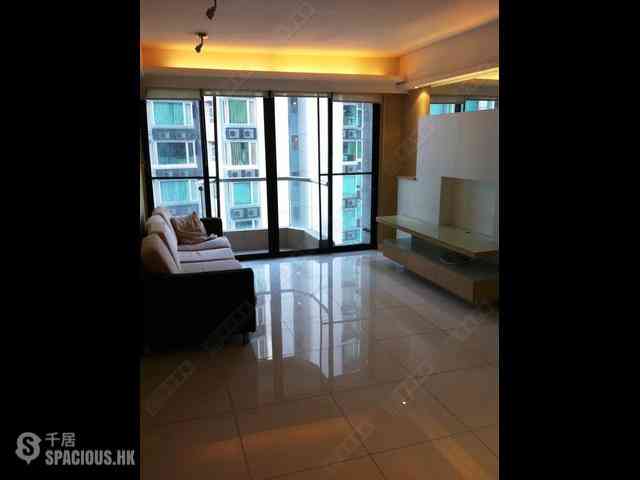 Tai Hang - Ronsdale Garden 01