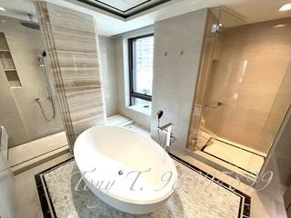 Mid Levels Central - 3, MacDonnell Road 08