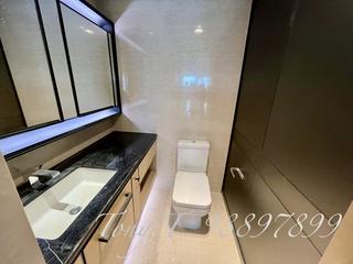 Mid Levels Central - 3, MacDonnell Road 10