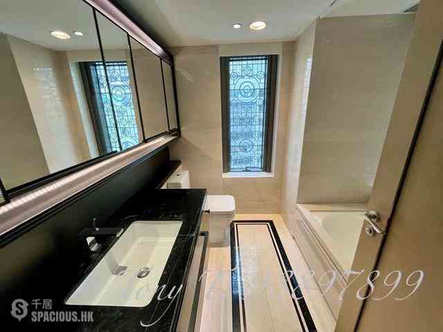 Mid Levels Central - 3, MacDonnell Road 11